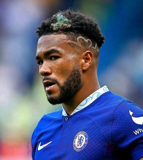 皇马接触蓝军后卫里斯-詹姆斯 球员暂无转会意向 皇马接触蓝军后卫里斯-詹姆斯 球员暂无转会意向